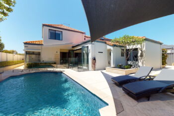 Listing image for 15 Woodrush Way, Canning Vale  WA  6155