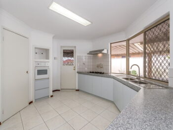 Listing image for 5 Tahoe Close, Thornlie  WA  6108