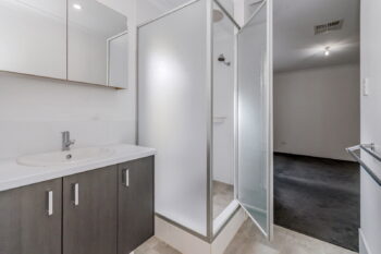 Listing image for 10 Caldwell Parkway, Haynes  WA  6112