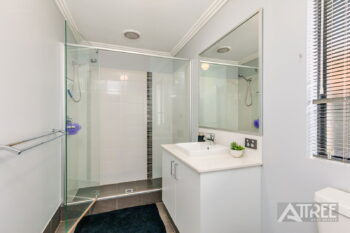 Listing image for 8 Grapestone Road, Piara Waters  WA  6112