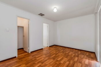 Listing image for 27 Ashburton Drive, Gosnells  WA  6110