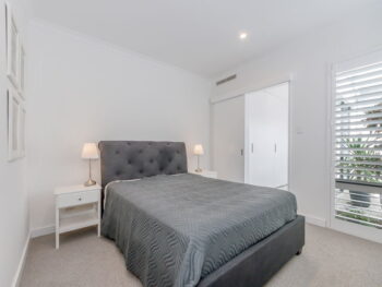 Listing image for 5 Catseye Walk, Treeby  WA  6164