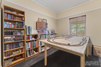 Listing image for 7 Nolan Avenue, Southern River  WA  6110