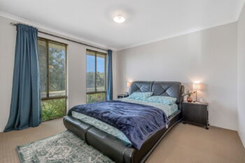 Listing image for 12 Middle Parkway, Canning Vale  WA  6155