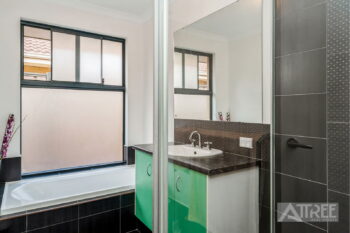 Listing image for 10 Warrilow Loop, Canning Vale  WA  6155