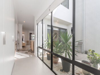 Listing image for 5 Catseye Walk, Treeby  WA  6164