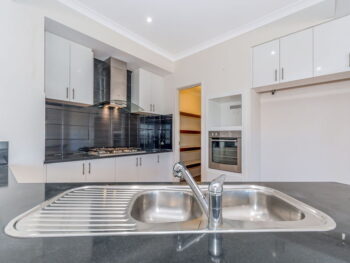 Listing image for 20 Holywell Street, Piara Waters  WA  6112