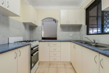 Listing image for 27 Ashburton Drive, Gosnells  WA  6110