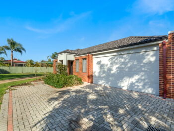 Listing image for 2/13 Manning Avenue, Gosnells  WA  6110