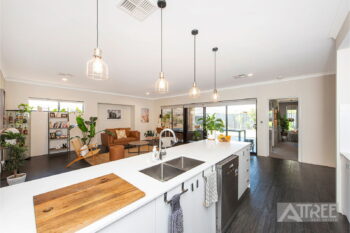 Listing image for 29 Nesbit Drive, Haynes  WA  6112