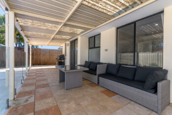 Listing image for 9 Iandra Loop, Carramar  WA  6031
