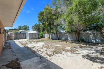 Listing image for 27 Ashburton Drive, Gosnells  WA  6110