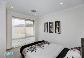 Listing image for 44 Middle Parkway, Canning Vale  WA  6155