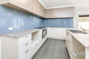 Listing image for 4 Conifer Place, Kardinya  WA  6163