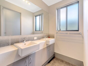 Listing image for 34 Bloomsbury Way, Harrisdale  WA  6112