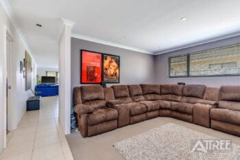 Listing image for 10 Cornforth Way, Piara Waters  WA  6112