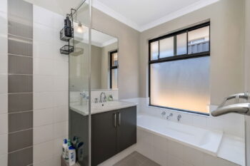 Listing image for 17 Burlington Drive, Baldivis  WA  6171