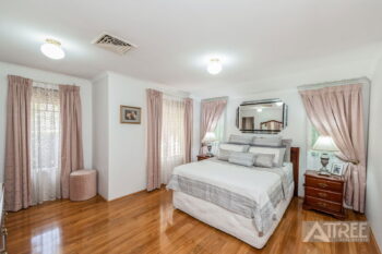 Listing image for 4 Longstaff Loop, Southern River  WA  6110