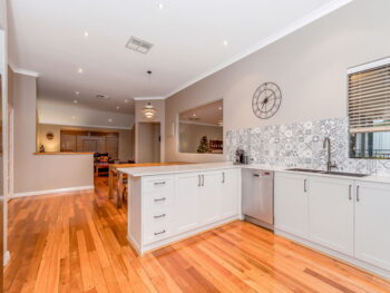 Listing image for 7 Burnside Terrace, Canning Vale  WA  6155