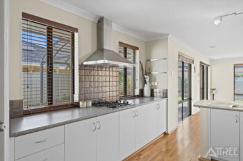 Listing image for 5 Mica Mews, Wattle Grove  WA  6107