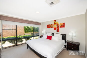Listing image for 5 Morton Loop, Canning Vale  WA  6155