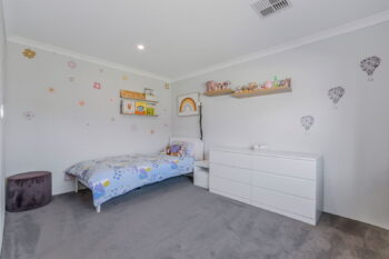 Listing image for 8 Wattledale Road, Haynes  WA  6112