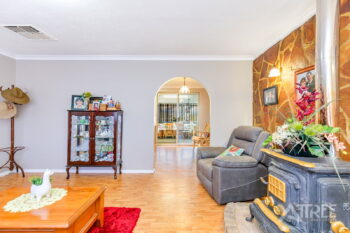 Listing image for 28 Sidcup Way, Kelmscott  WA  6111