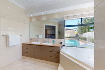 Listing image for 15 Woodrush Way, Canning Vale  WA  6155