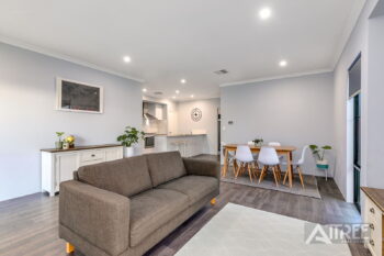 Listing image for 4 Silvergum Way, Piara Waters  WA  6112