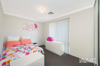 Listing image for 28 Hydrangea Road, Treeby  WA  6164