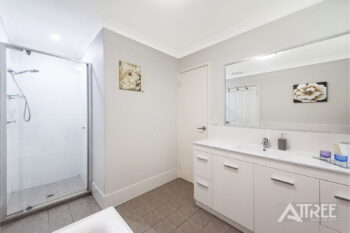 Listing image for 33 Crufts Way, Canning Vale  WA  6155