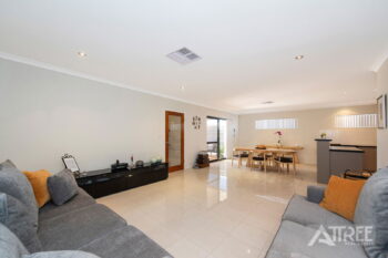 Listing image for 5 Glentrool Gardens, Canning Vale  WA  6155