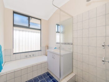 Listing image for 41 Myerson Crescent, Maida Vale  WA  6057