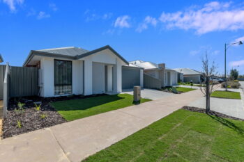 Listing image for 18 Sase Frontage, South Yunderup  WA  6208