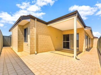 Listing image for 10 Greywacke Entrance, Piara Waters  WA  6112