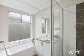 Listing image for 29 Tompkins Way, Harrisdale  WA  6112