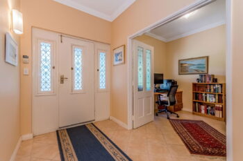 Listing image for 10 McInnes Way, Canning Vale  WA  6155