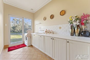 Listing image for 76 Follington Place, Banjup  WA  6164