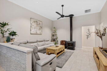 Listing image for 32 Kingsland Loop, Canning Vale  WA  6155