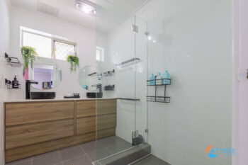 Listing image for 3 St Georges Avenue, Champion Lakes  WA  6111